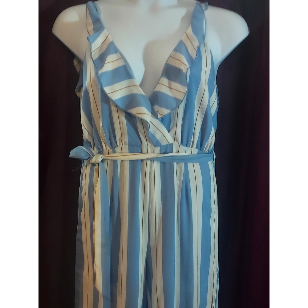 Luxxel Ruffle V Neck Split Wide Leg Jumpsuit with Side Leg Slits Size Large